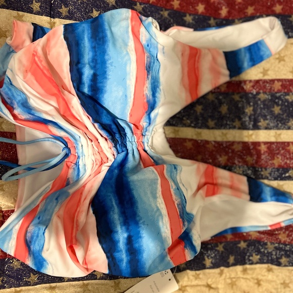 NWT Peyton & Parker women’s SWIM TOP, colorful halter top SIZE LARGE - Picture 4 of 7